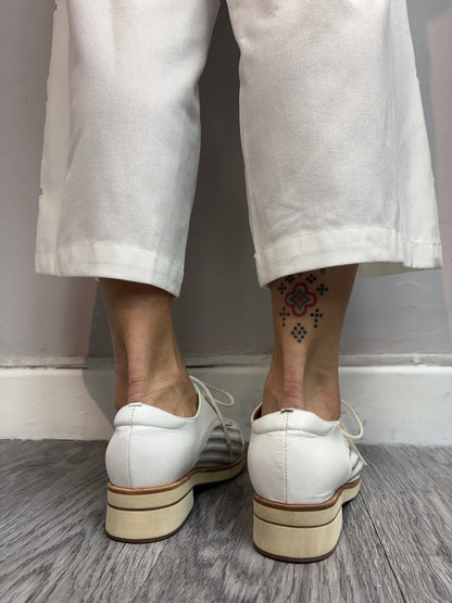 Weaving loafers