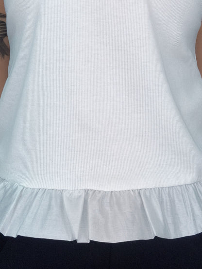 Ruffle hem vest