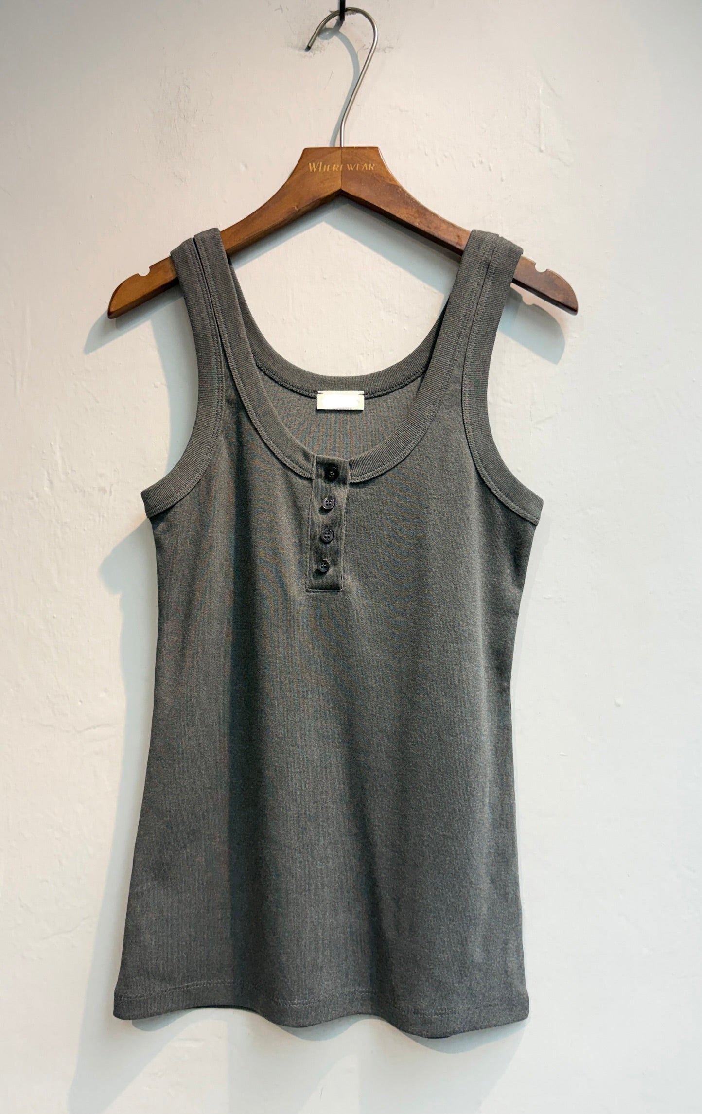 (-20%)Front buttons plain tank #00779