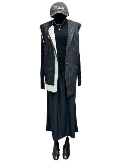 Parallel line vest blazer