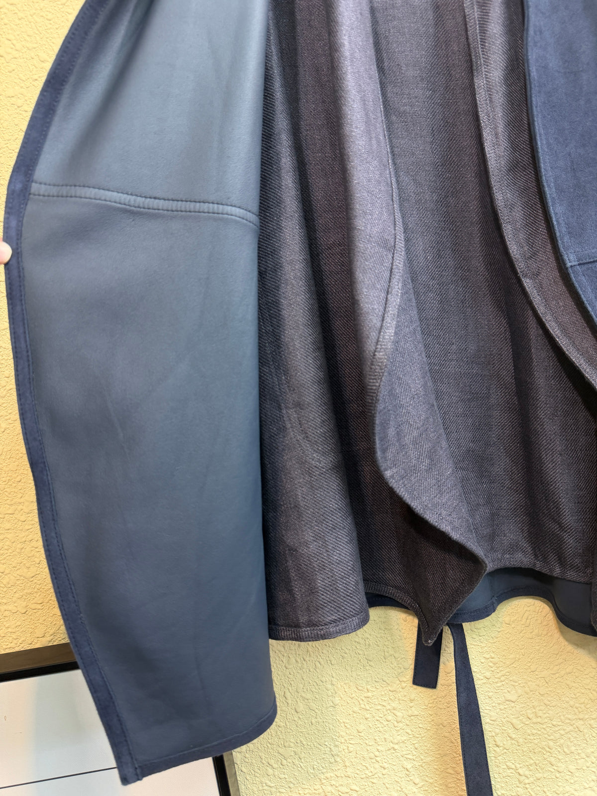 Two-way layered vest leather outer #01043