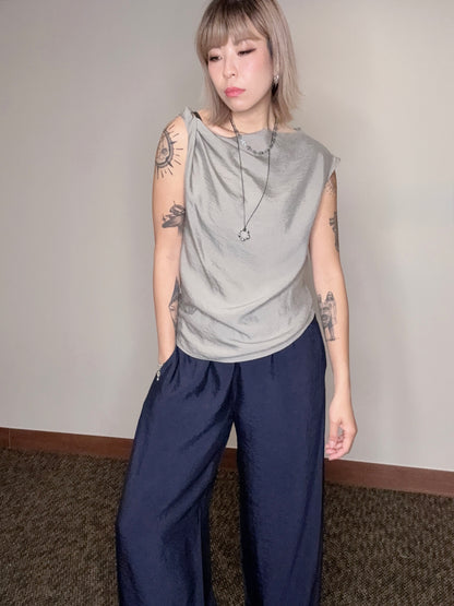 One knotted shoulder top #00537