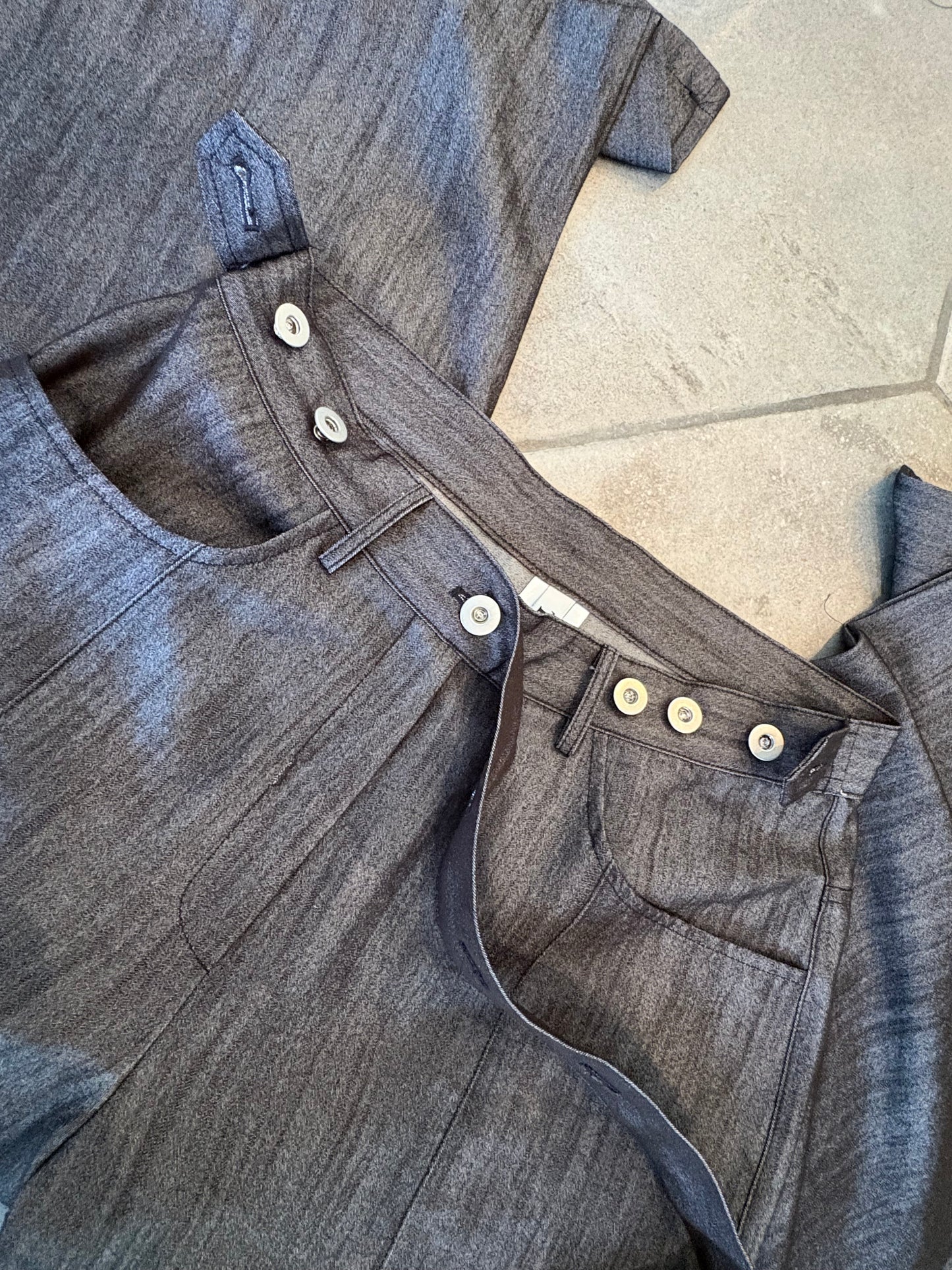 With half belt pants #00810