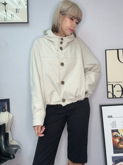 With hat short trench coat