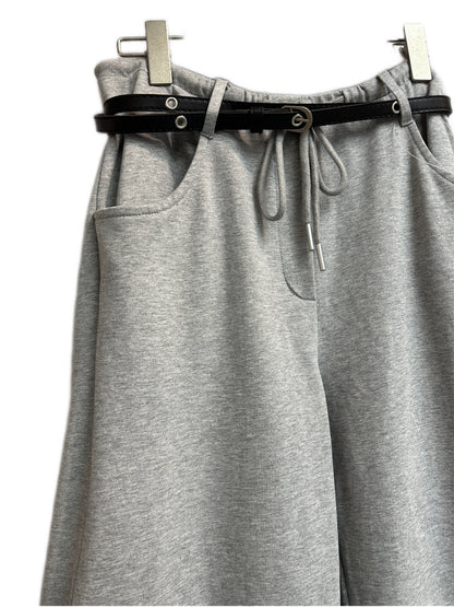 Belt and cotton pants