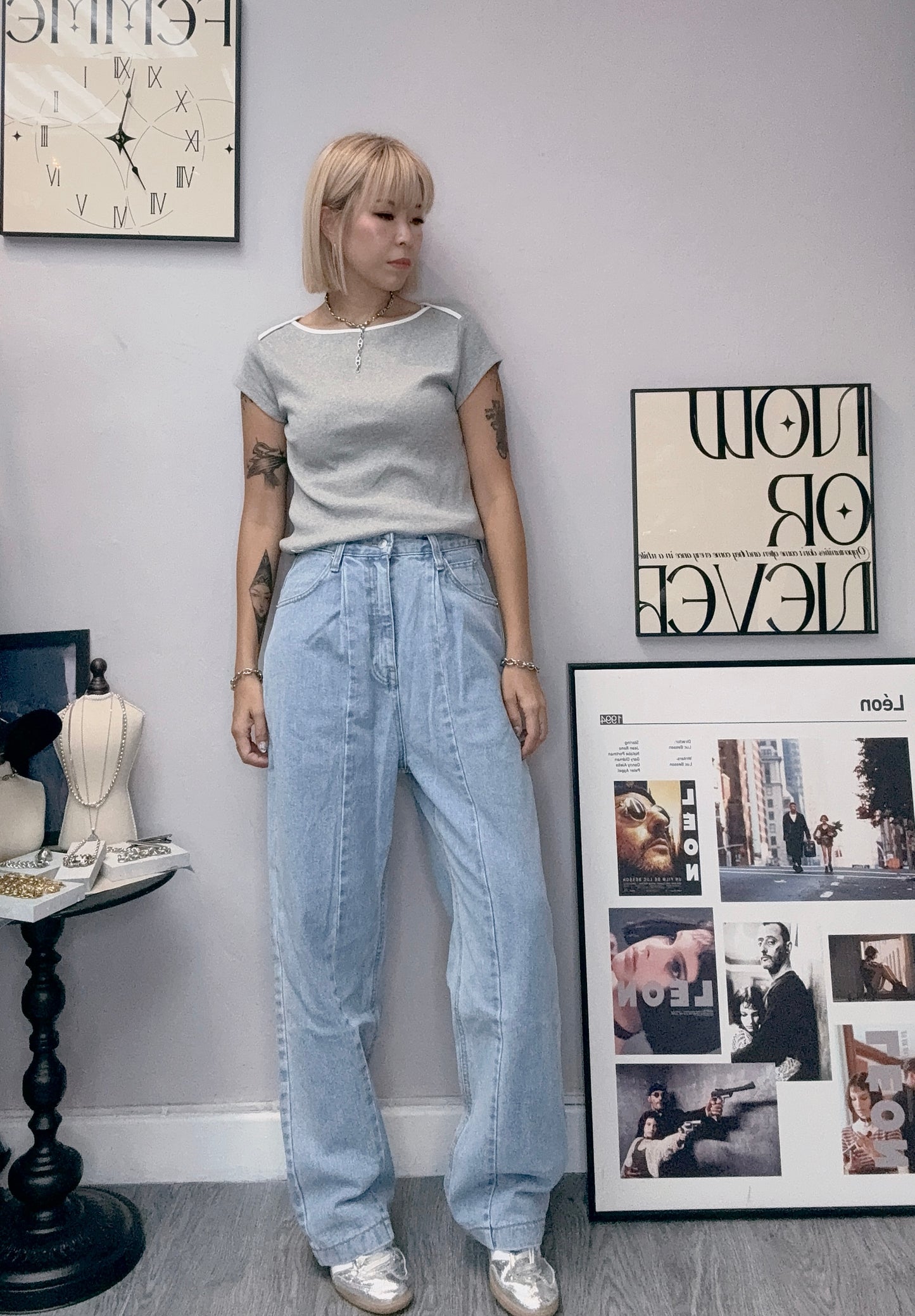 Big sale~~~Back tag Jeans