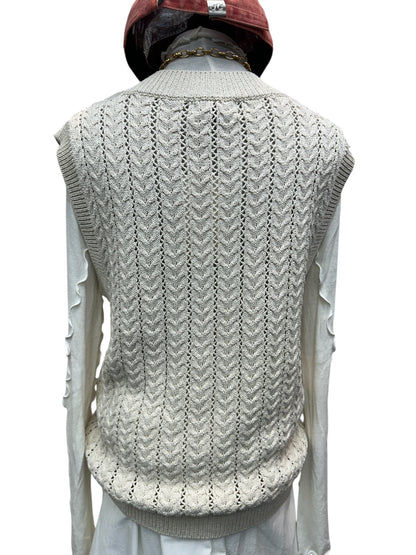 Knit vest