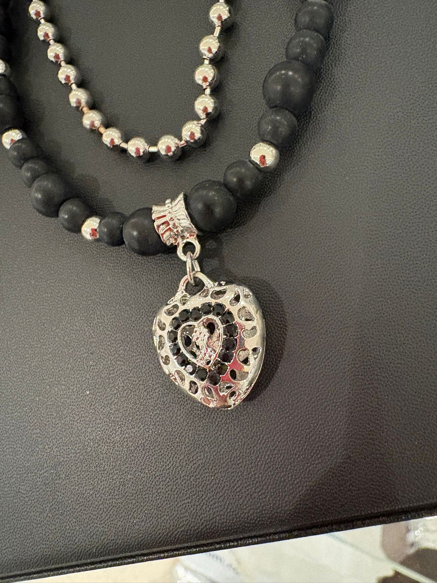 Silver heart X beaded necklace set
