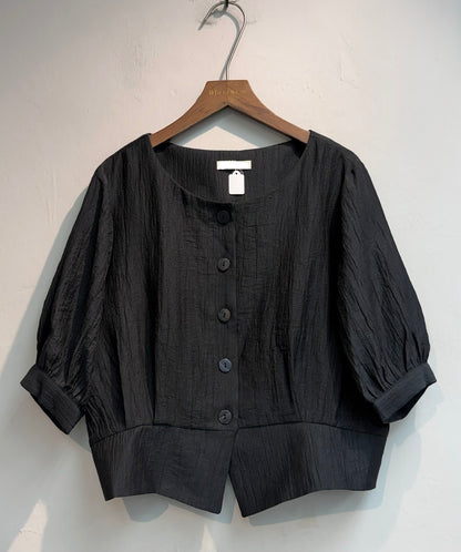 Embossed front buttons outer #00821