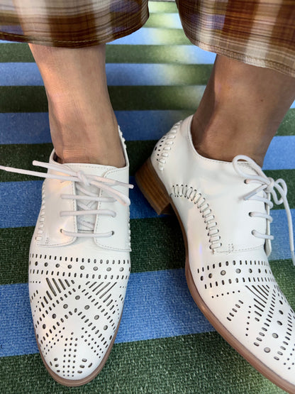 （🏷️-50%)3D雷射通花loafer