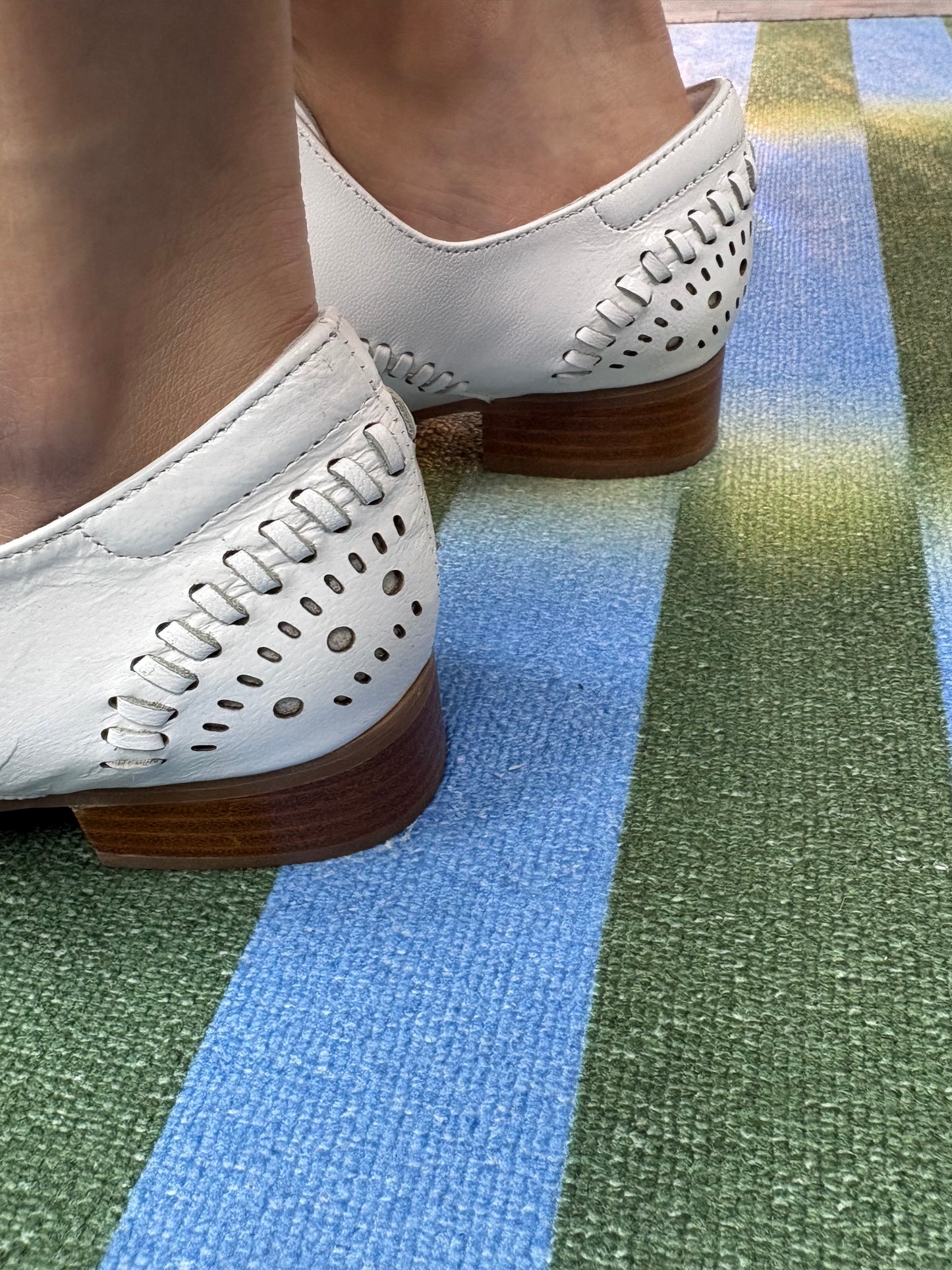 （🏷️-50%)3D雷射通花loafer