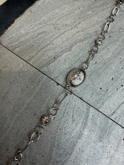 Subtle pattern bracelet