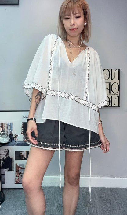 Eyelet sleeve cuff blouse #00680