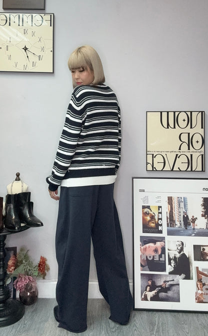 Fake two piece knit top