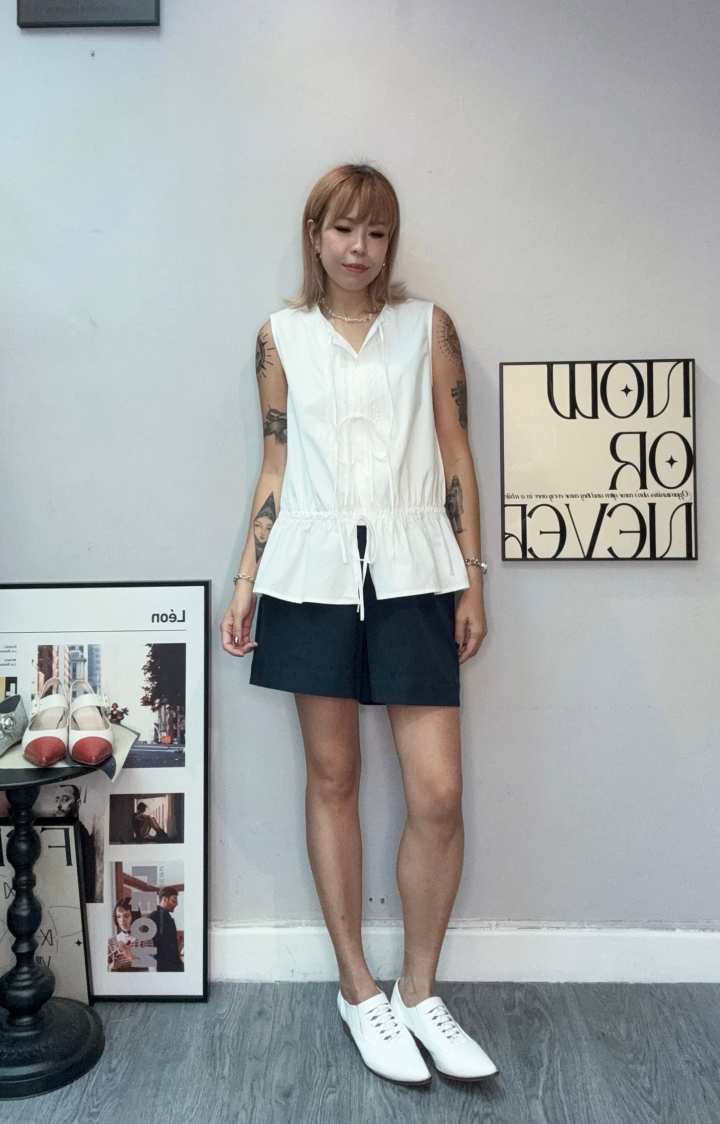 Front embroidery tie sleeveless blouse #00759