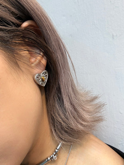 Heart shape embroidery earrings