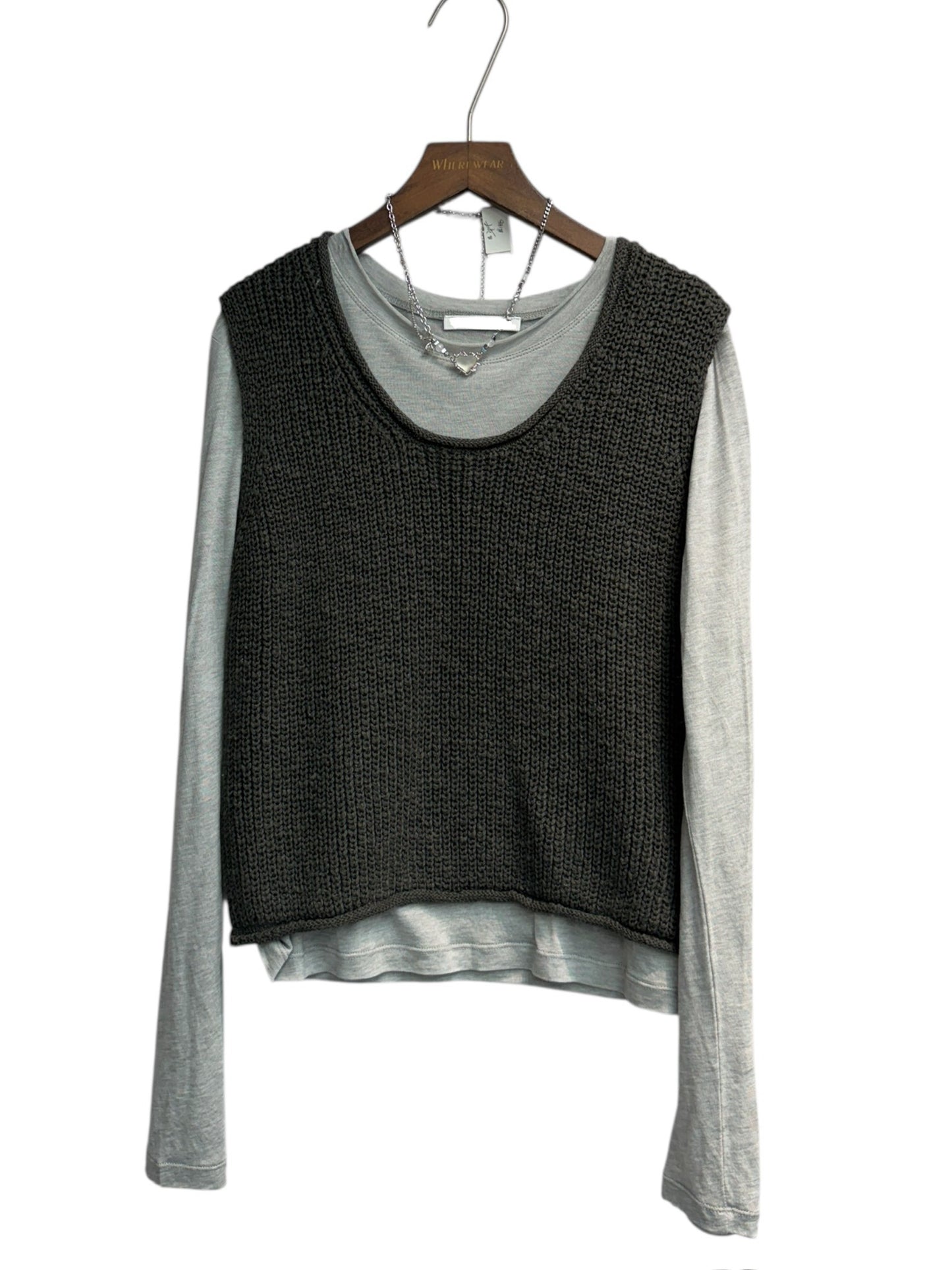 Round neck knit vest