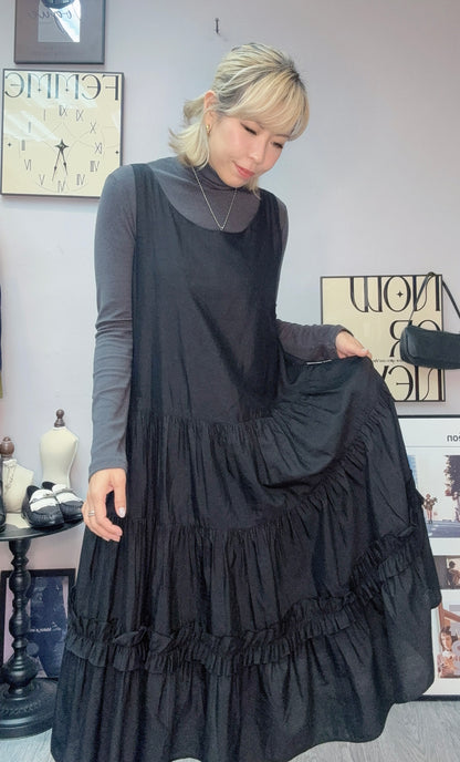 Ruffle hem plain vest dress