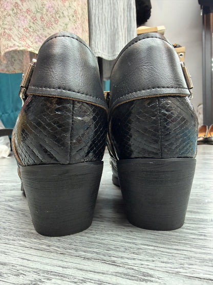 (-30%)Eyelet X buckle end point shoes