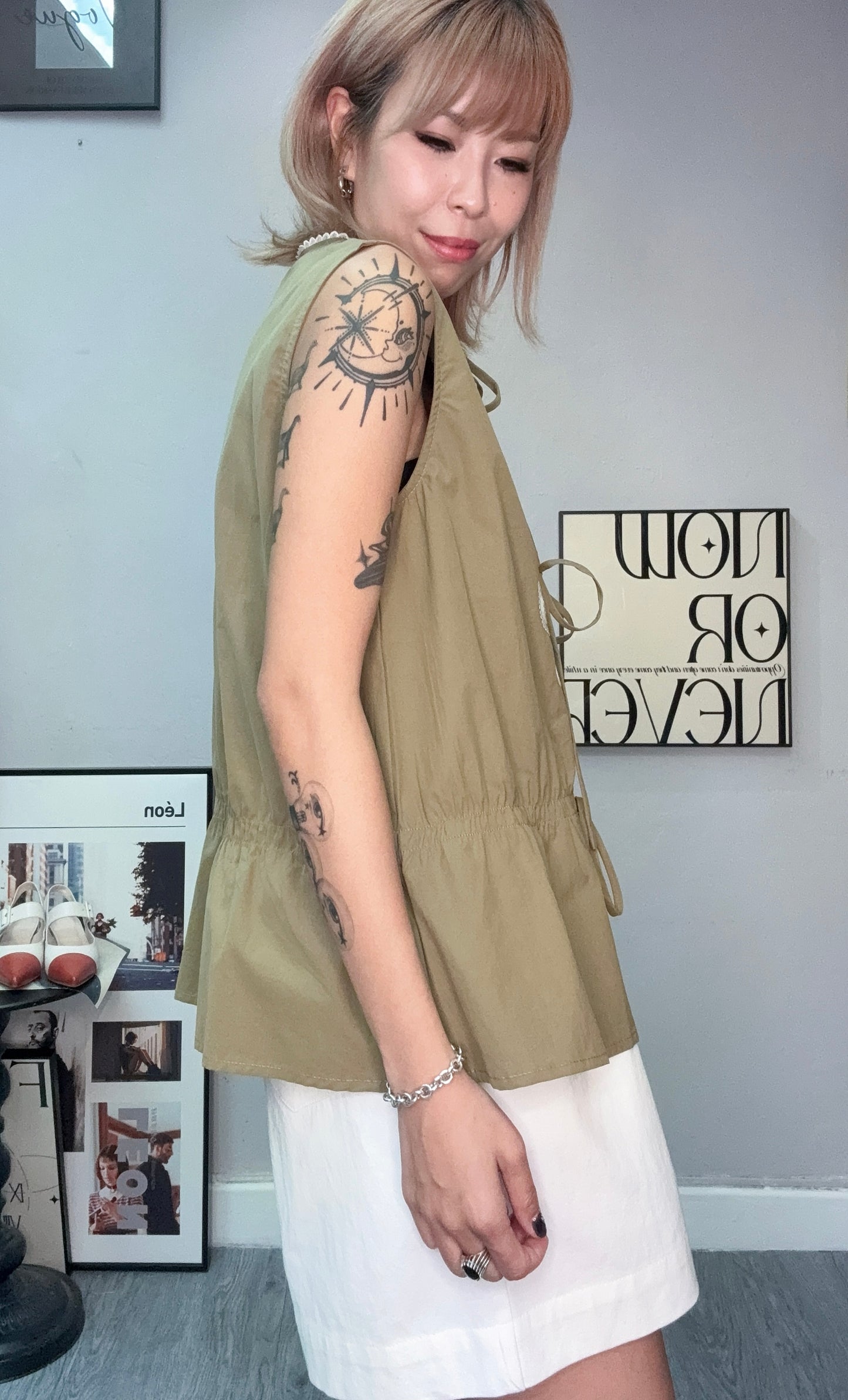 Front embroidery tie sleeveless blouse #00759