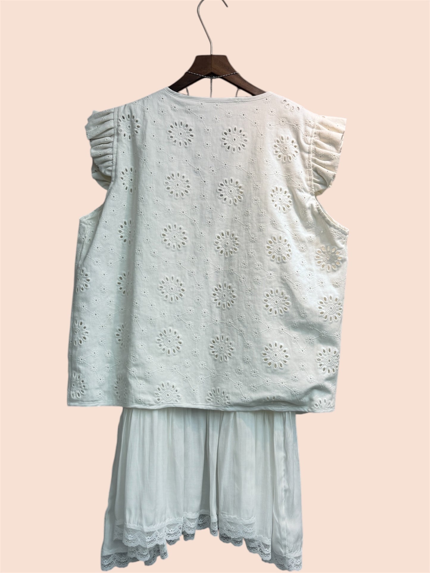 Embroidery ruffle sleeves vest outer #00477