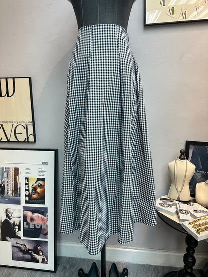 Checked pleated skirt