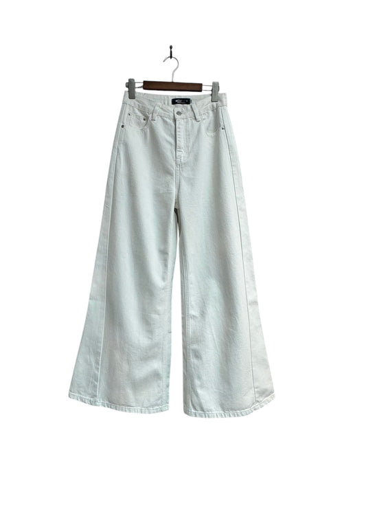(-40%)Wide-leg white jeans