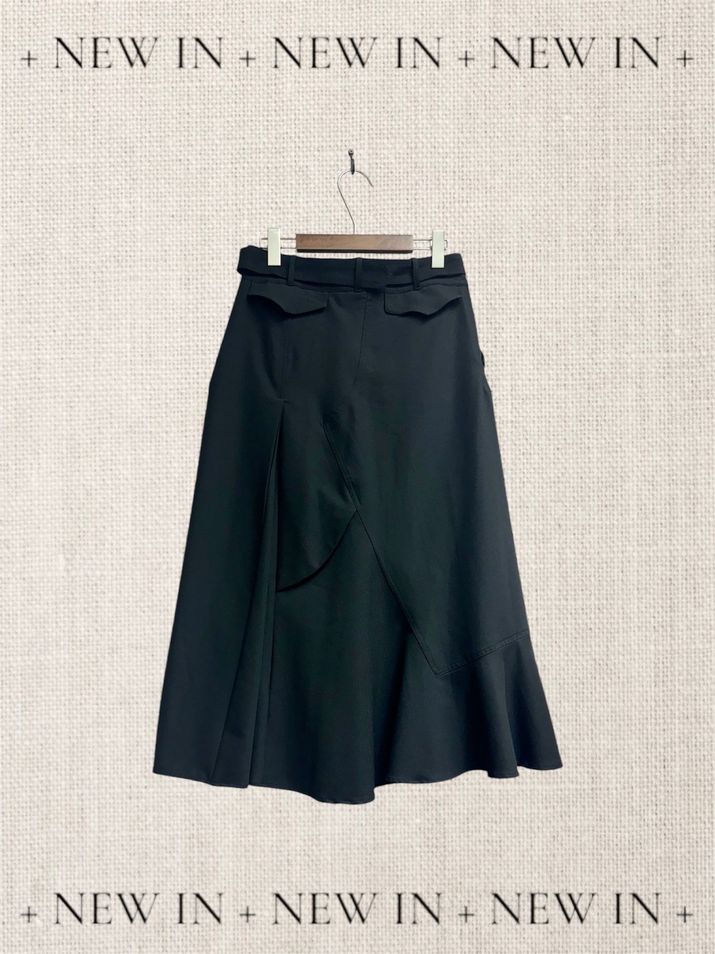 With belt skirt