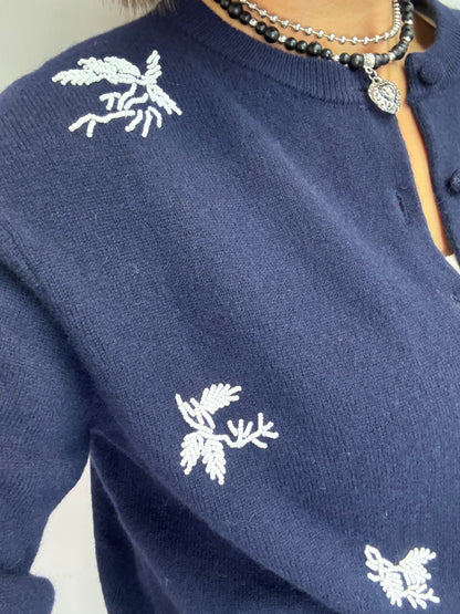 Leaf shape bean cardigan