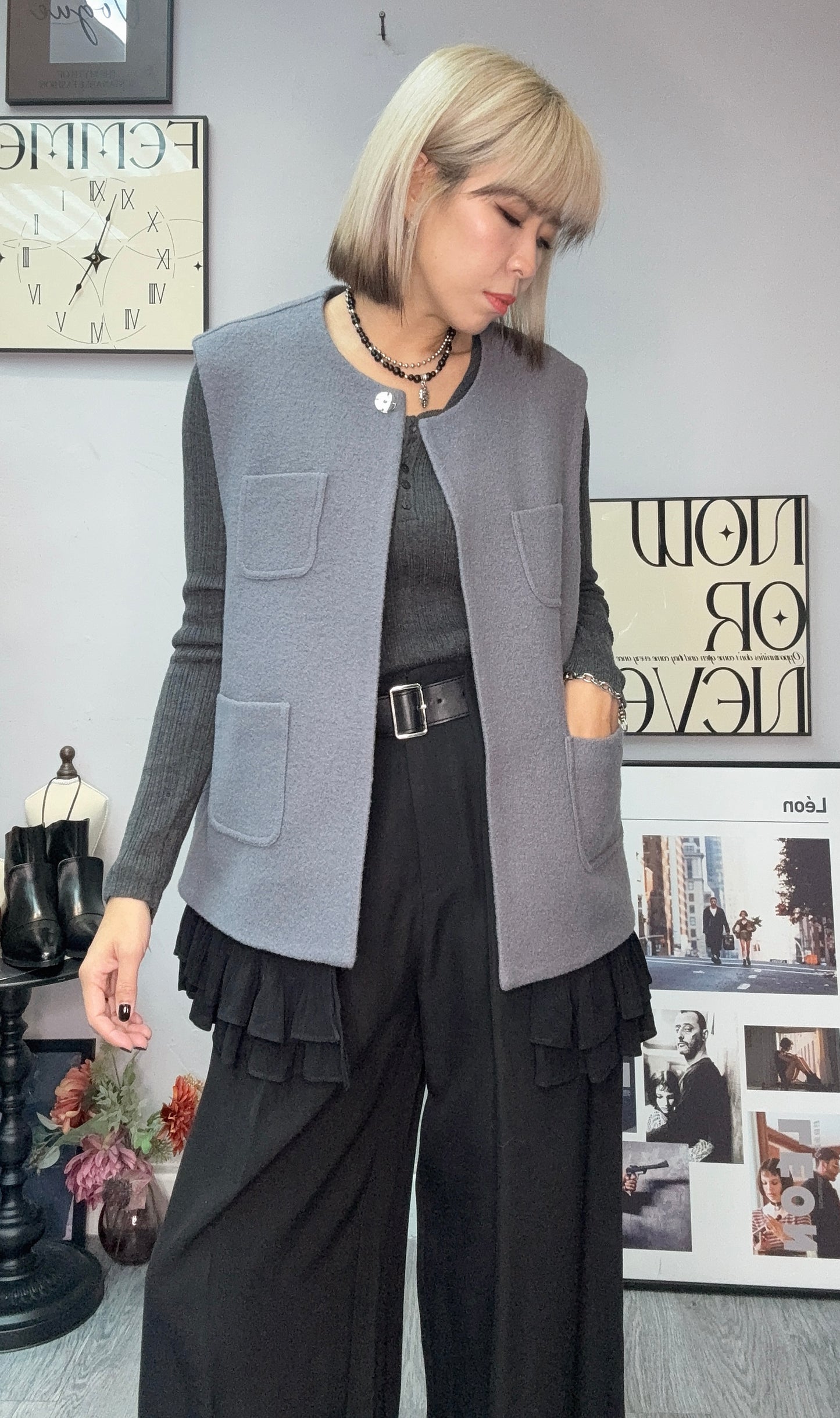 Pleated hem vest wool jacket