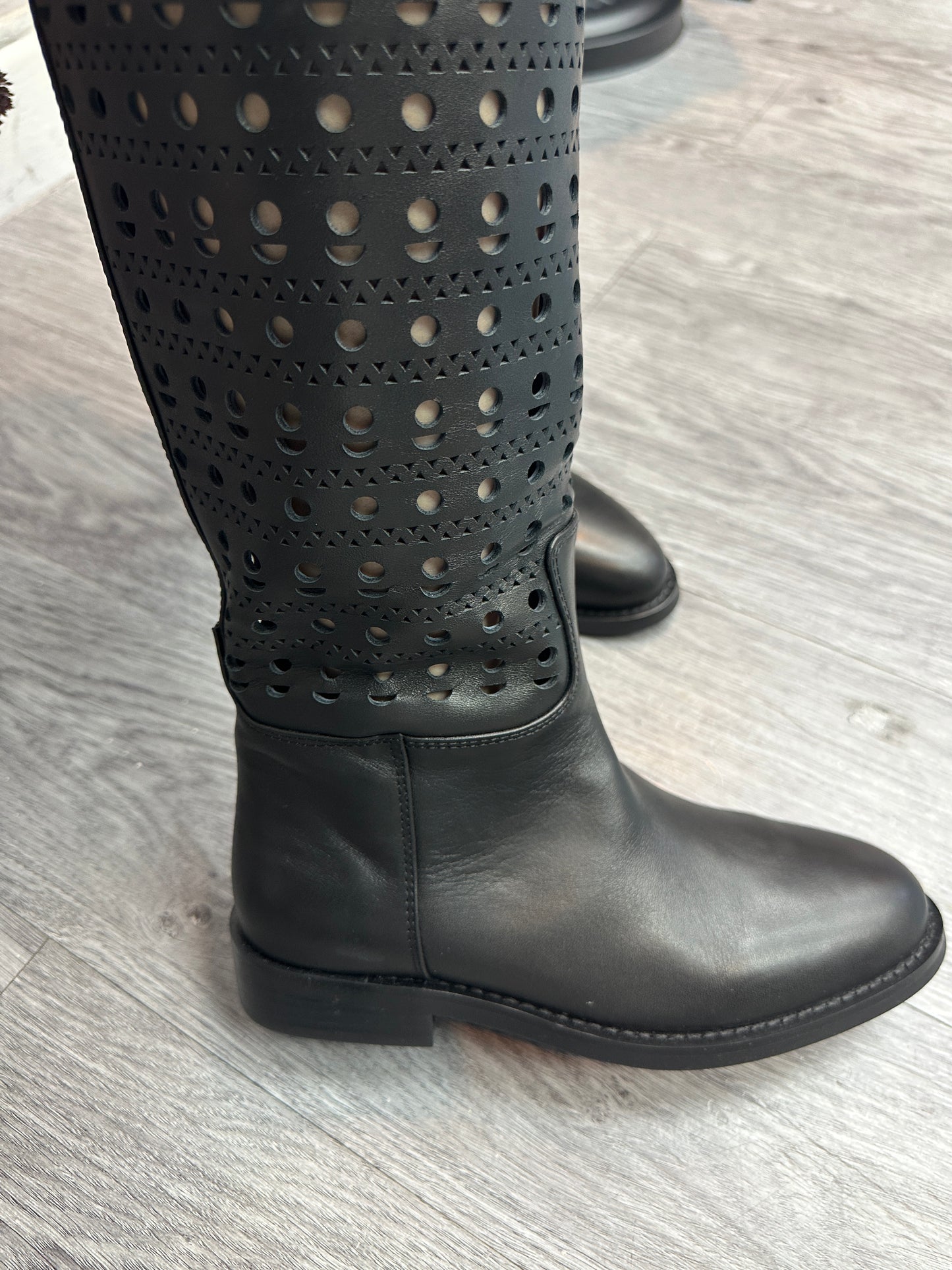 Calf leather boot