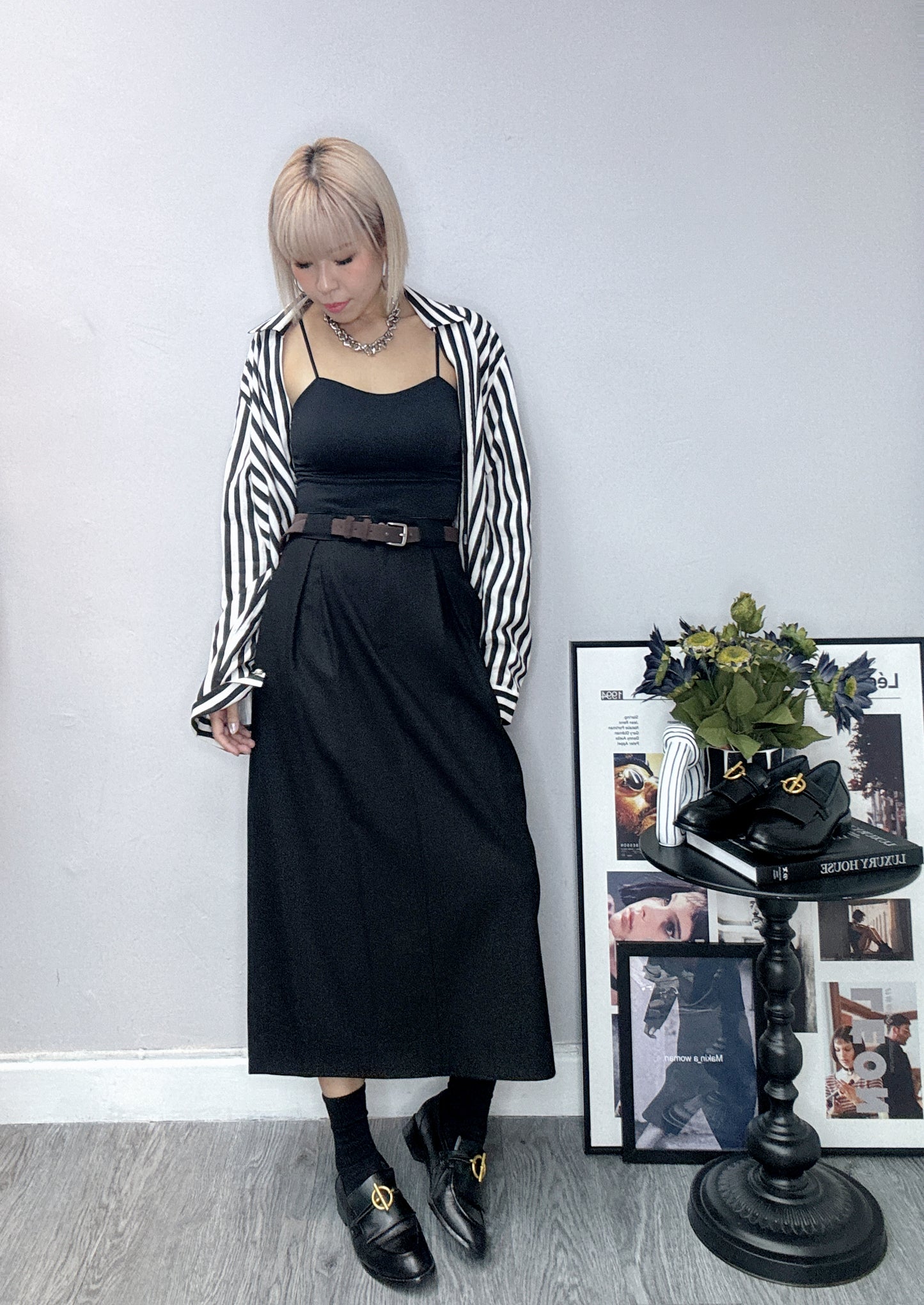 Pencil skirt  (not included belt)