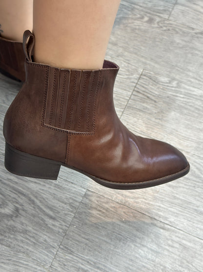 Ankle boot