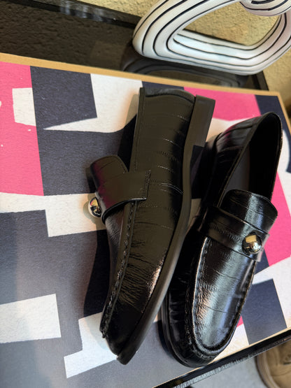 Silver bean embossed loafer