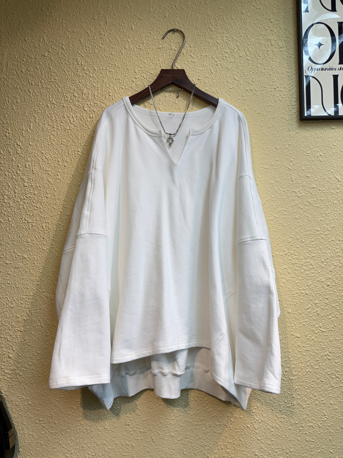 Batwing sweater #00872