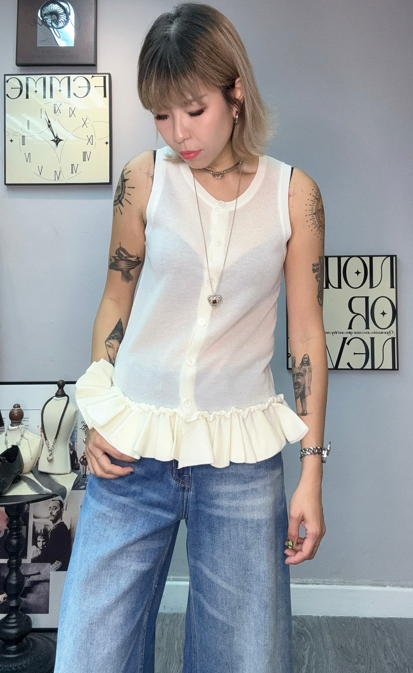 Front buttons ruffle knit vest #00507