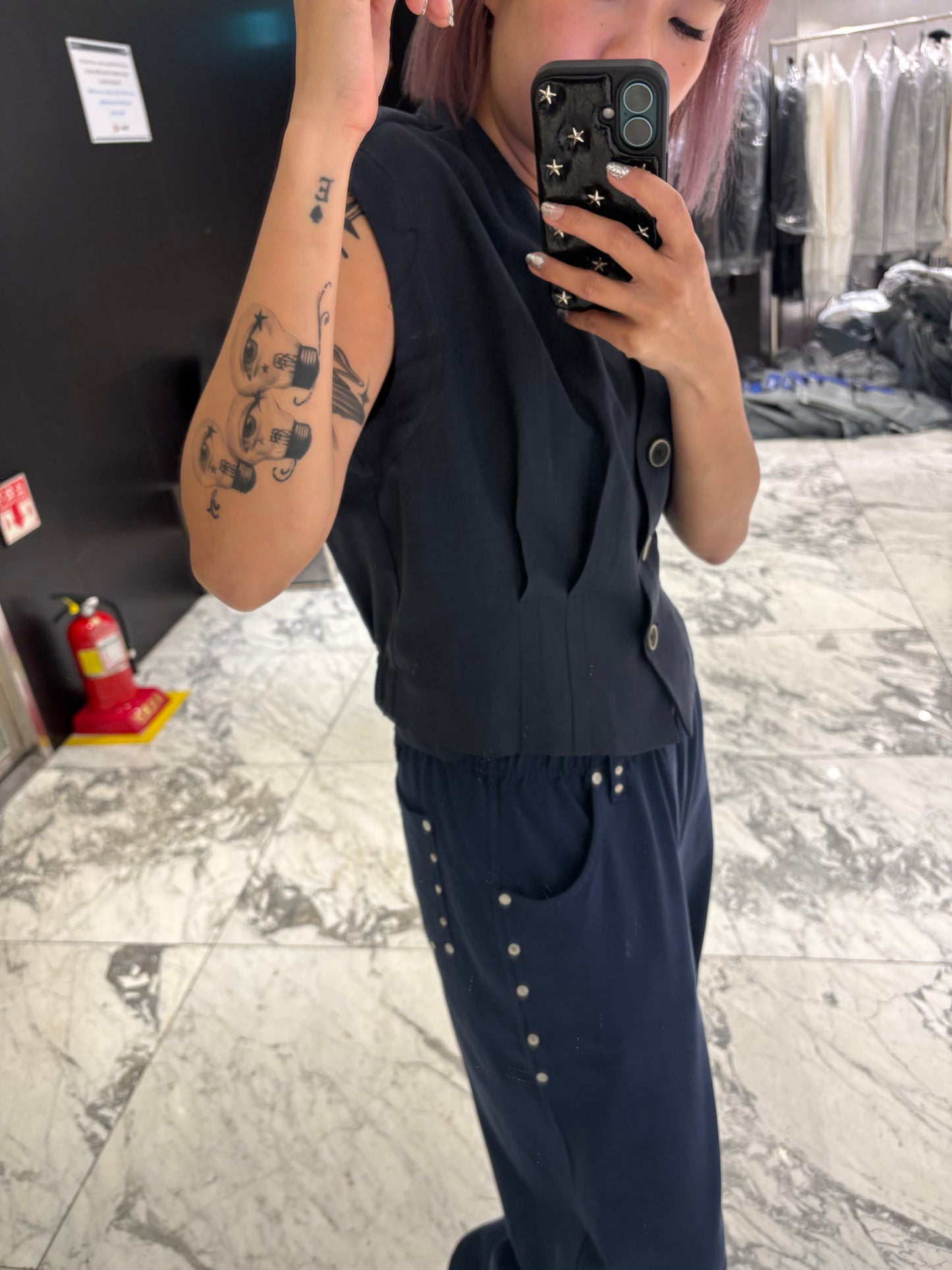 V neck front pleated sleeveless top #00812