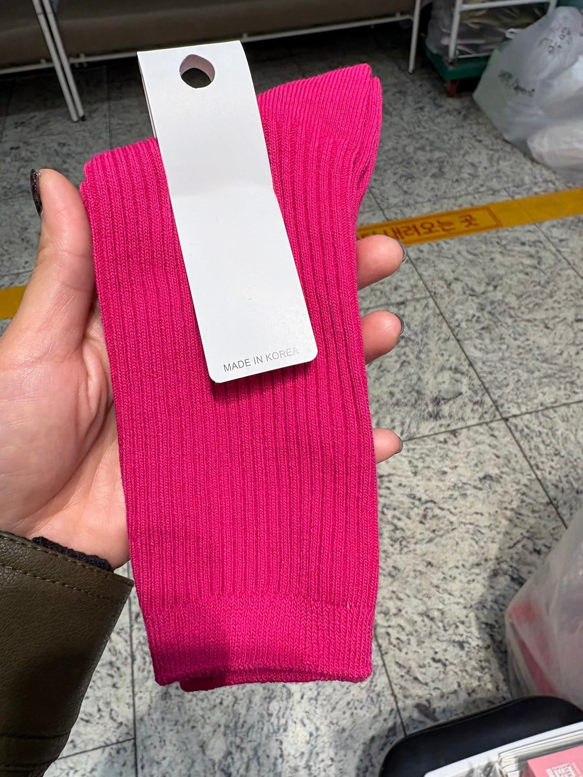 Ribbed cotton crew socks