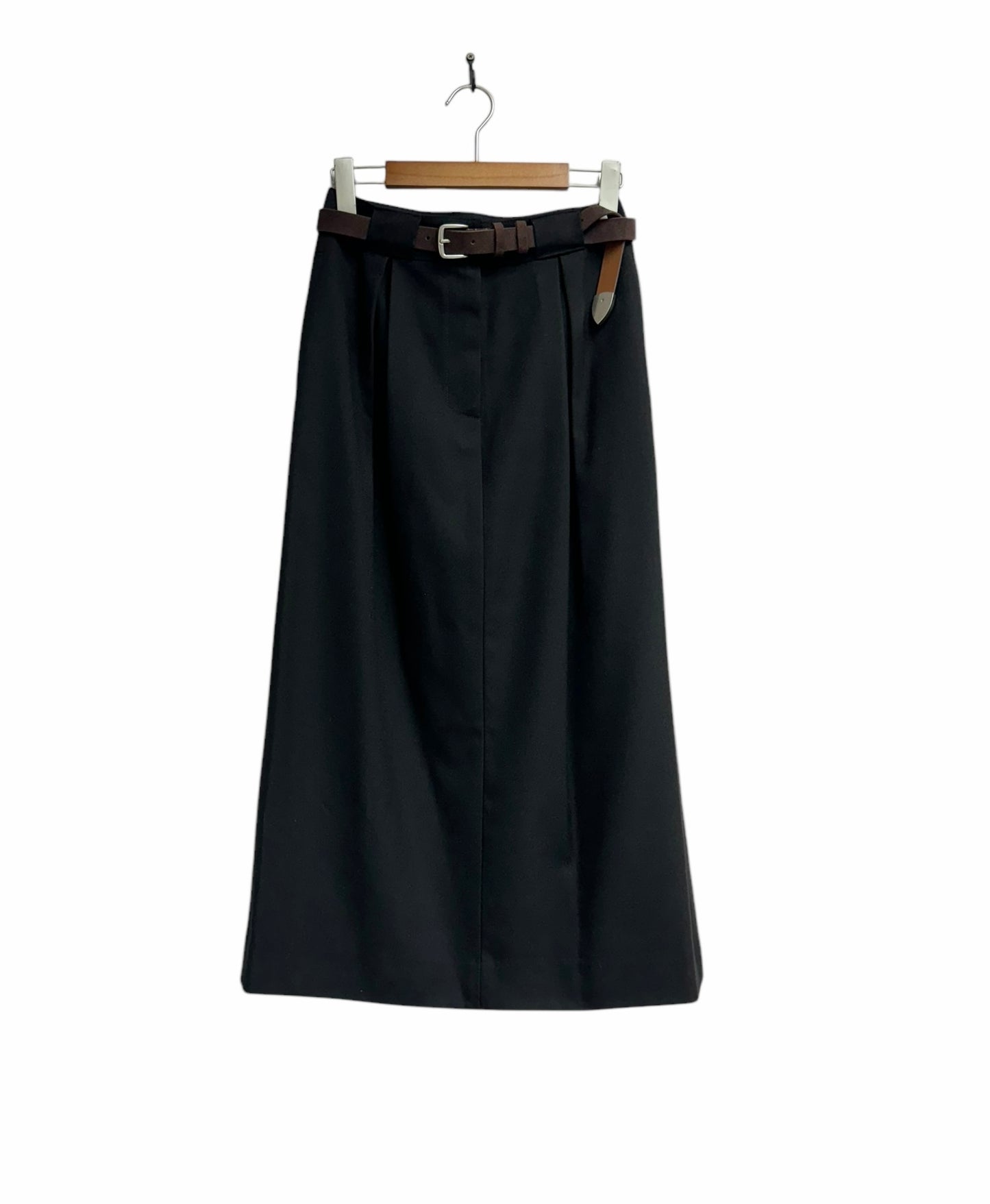 Pencil skirt  (not included belt)