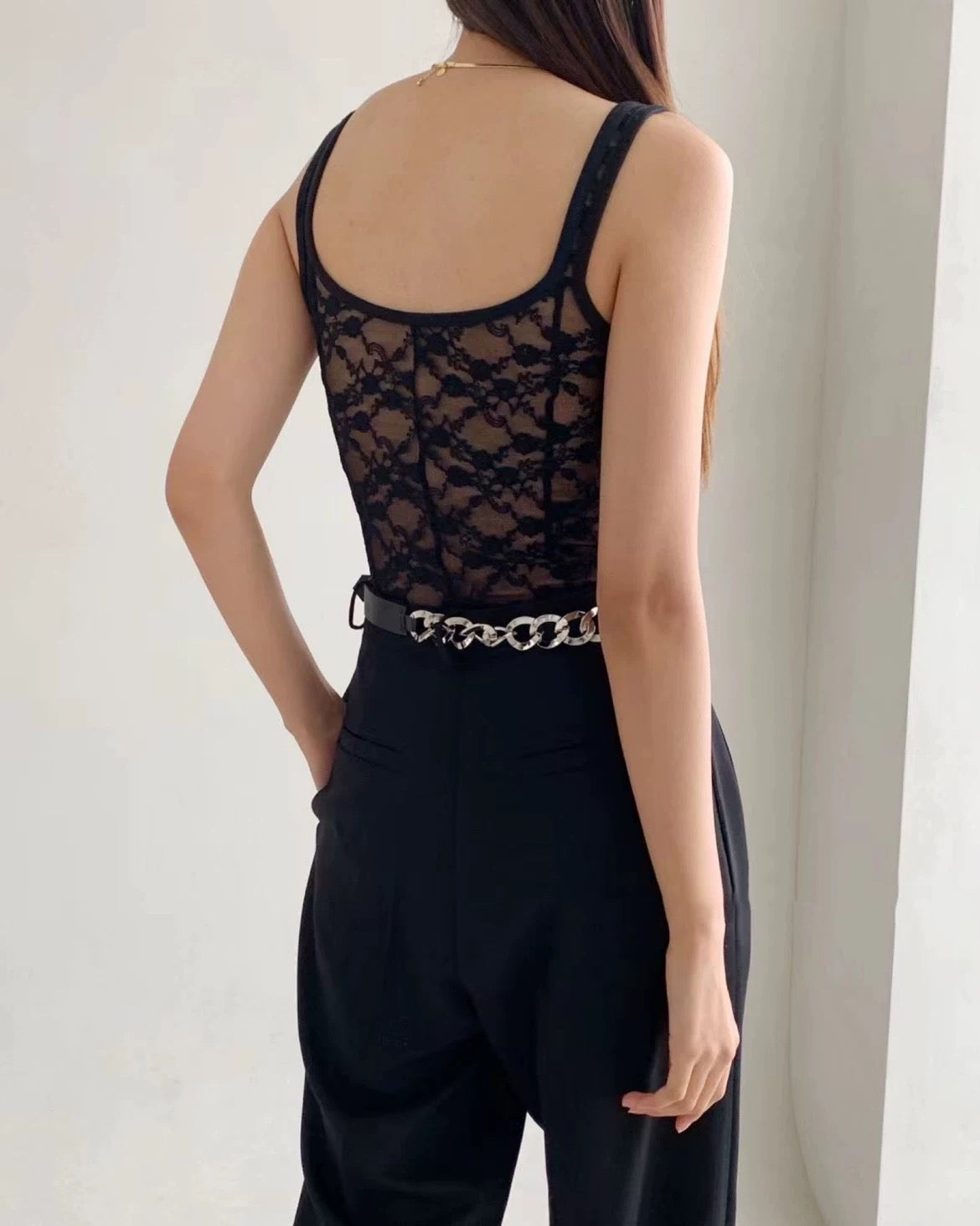 With pad lace tank