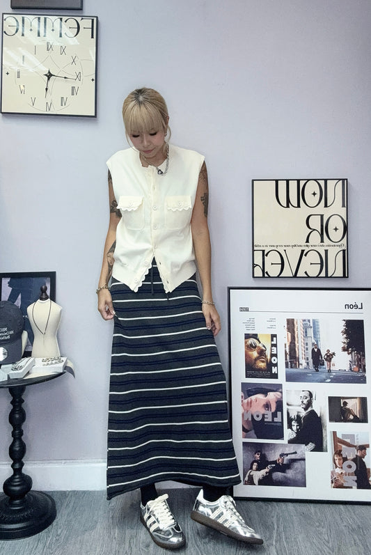 (-30% off)Cross grain knit skirt