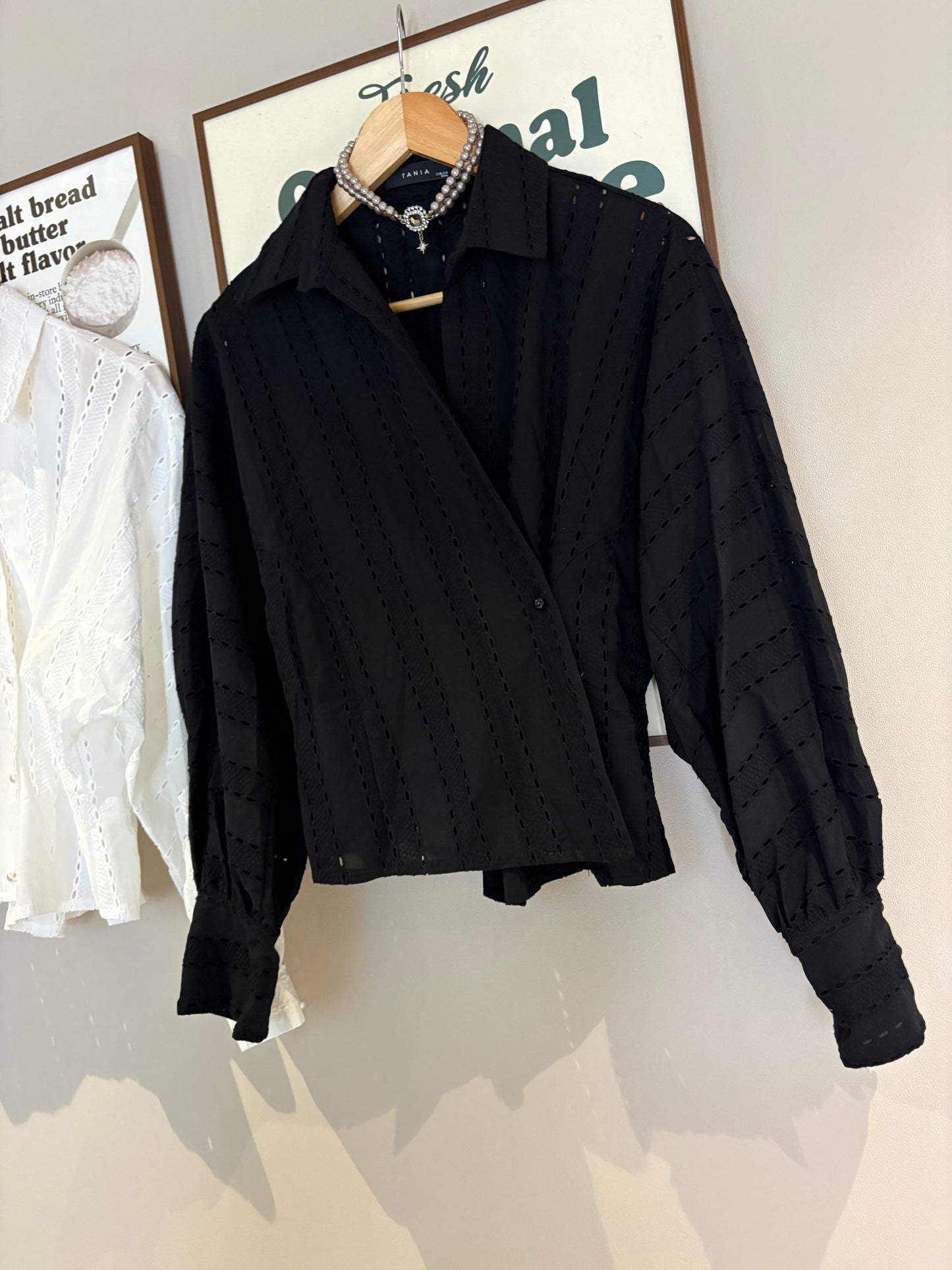 Embroidery cutting shirt