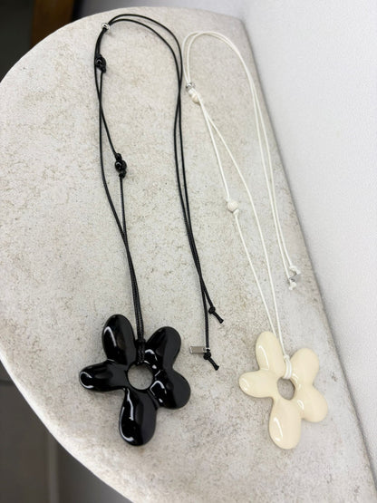 Big flower shaped long necklace