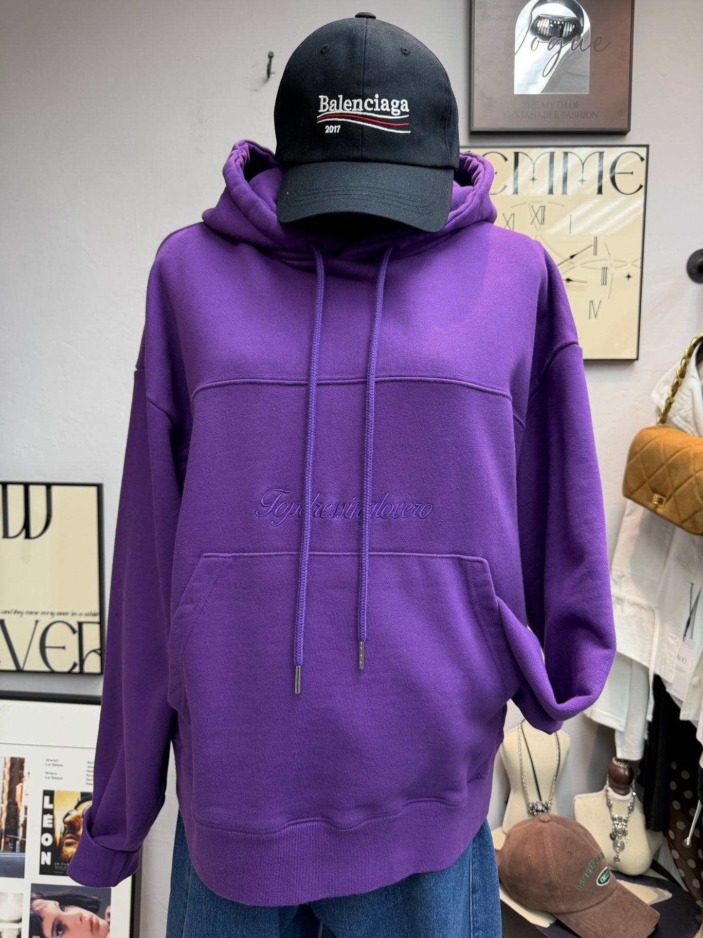 Embroidered letters with hat sweater #00062