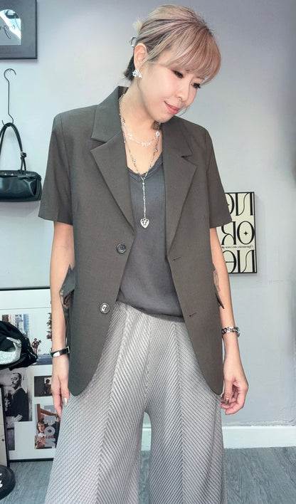 Front pockets short sleeves blazer #00710