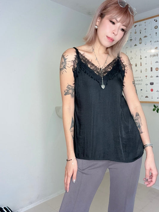 Lace trim cami #00672