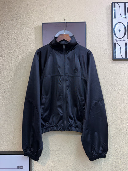 Embroidery logo outer #01005