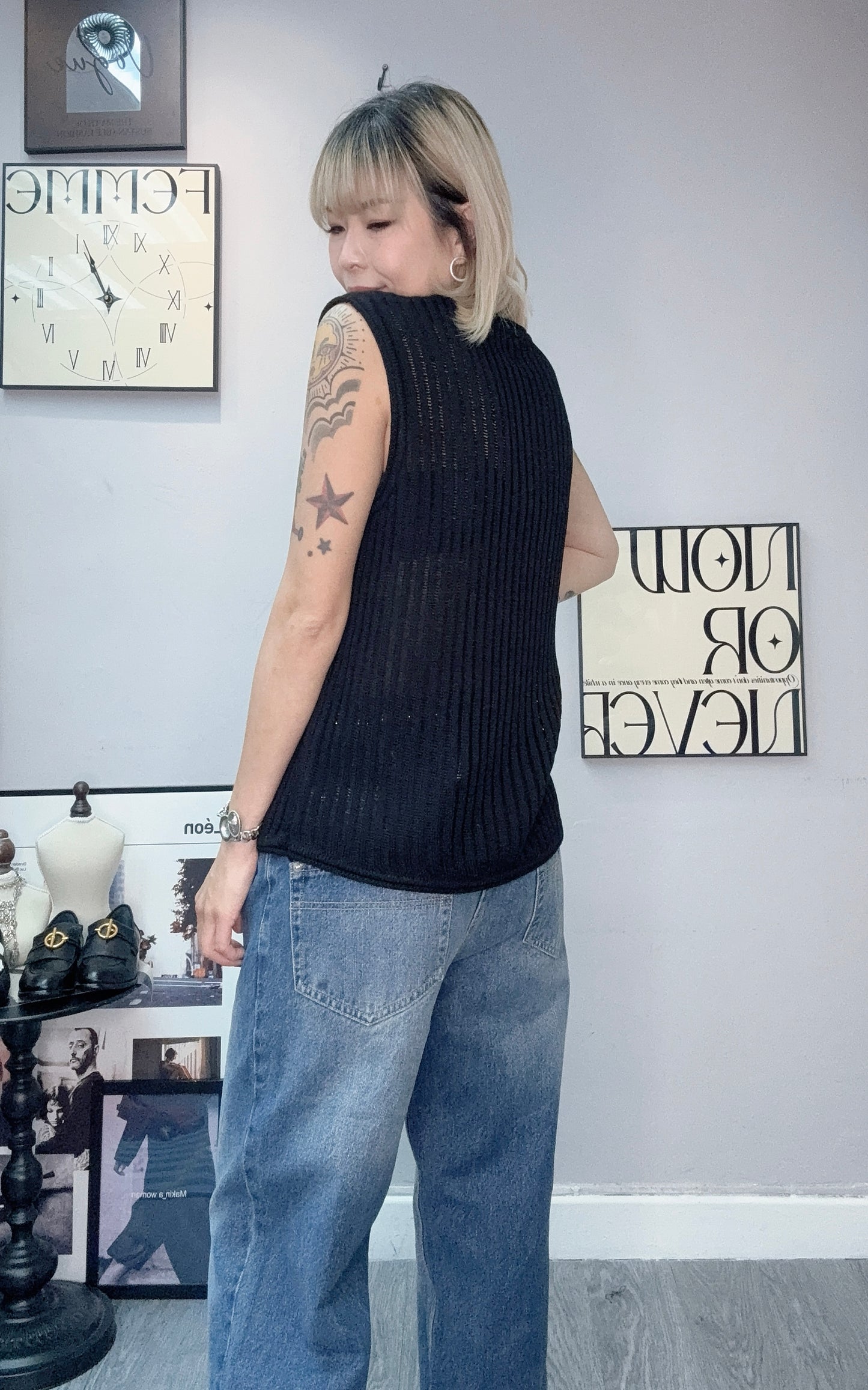 Round neck knit vest #00382