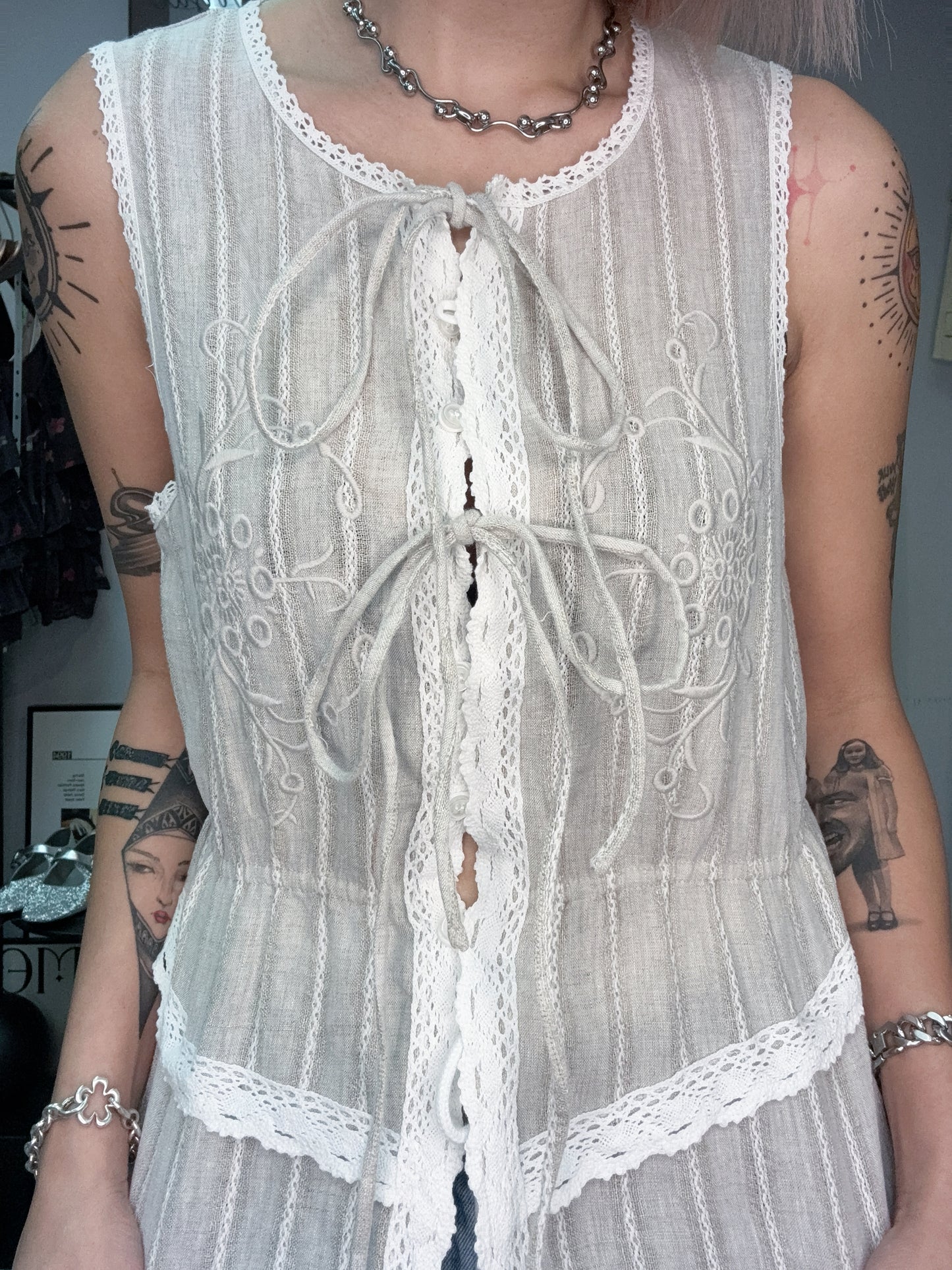 (-20%)Embroidery lace tank shirt #00780