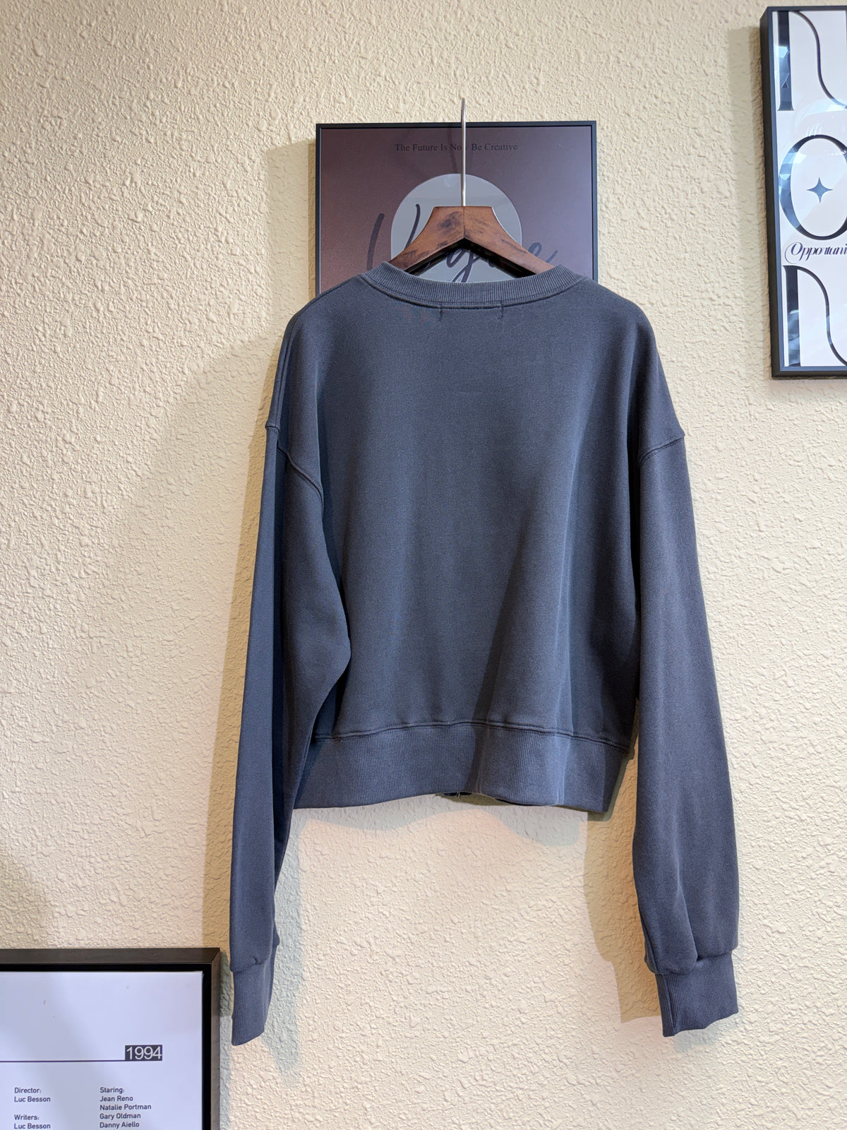 Front words zip outer #00932